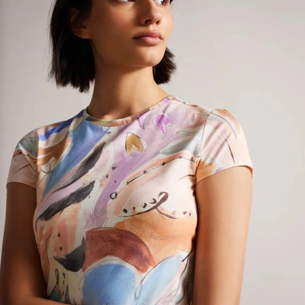 Ted Baker Rosian Printed Tee 16628 - Picture 3 of 11